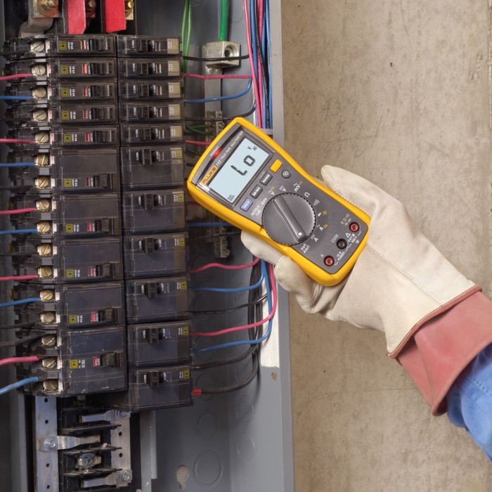  مولتی متر دیجیتال Fluke 117 