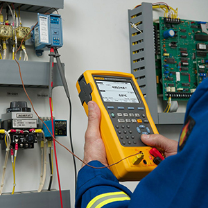 هارت کالیبراتور مولتی فانکشن Fluke 754